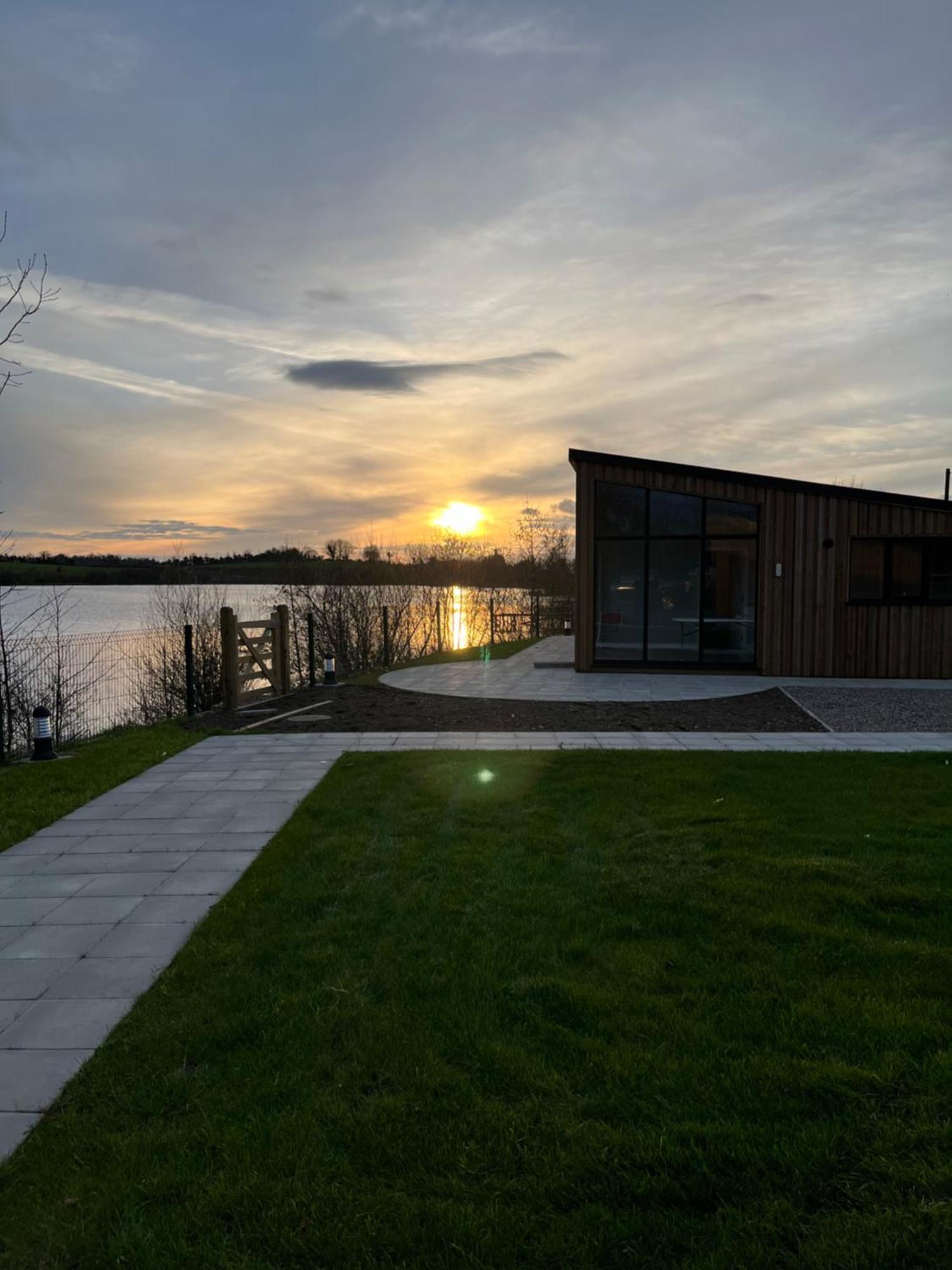 Killyfole Lakeside Lodges Corranny Exterior photo